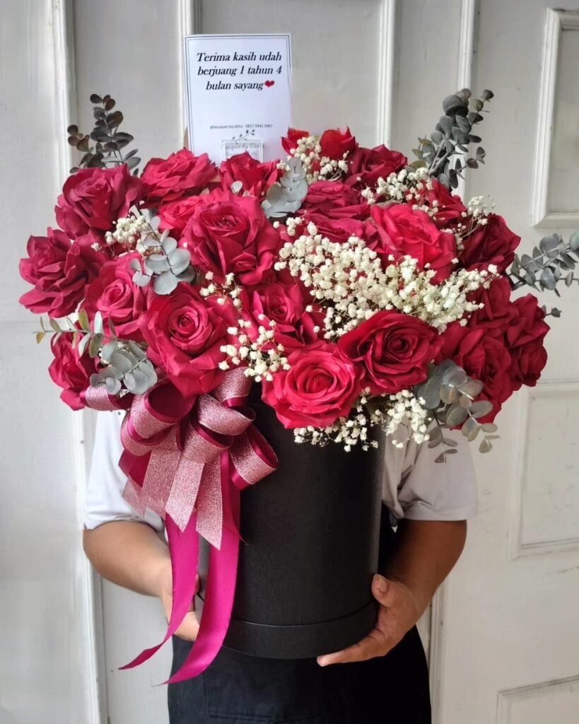 Bloom Box bunga mawar